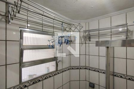 Banheiro / Área de Serviço de kitnet/studio para alugar com 0 quarto, 32m² em Solemar, Praia Grande