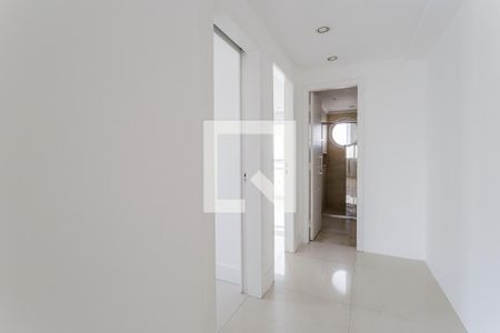 Corredor de apartamento à venda com 2 quartos, 66m² em Indianópolis, São Paulo