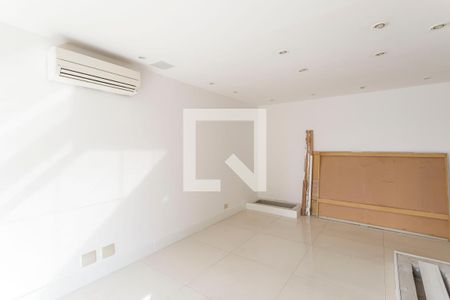 Sala de apartamento à venda com 2 quartos, 66m² em Indianópolis, São Paulo