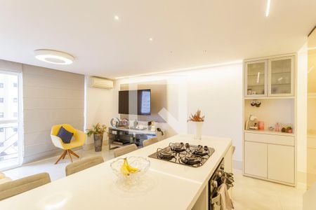 Cozinha de apartamento à venda com 1 quarto, 69m² em Vila Nova Conceição, São Paulo