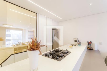 Cozinha de apartamento à venda com 1 quarto, 69m² em Vila Nova Conceição, São Paulo