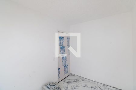 Quarto 2 de apartamento para alugar com 2 quartos, 40m² em Guaratiba, Rio de Janeiro