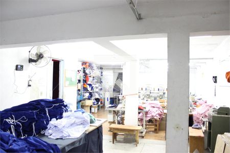 Casa à venda com 1 quarto, 500m² em Vila Cordeiro, São Paulo