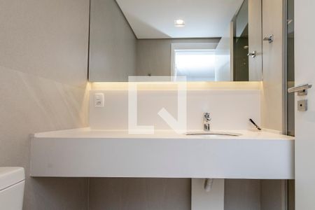 Banheiro da Suíte 2 de apartamento à venda com 4 quartos, 250m² em Santo Amaro, São Paulo