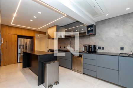 Cozinha de apartamento à venda com 4 quartos, 250m² em Santo Amaro, São Paulo