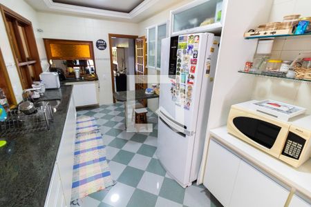 Cozinha de casa de condomínio à venda com 3 quartos, 270m² em Colinas do Ermitage (sousas), Campinas