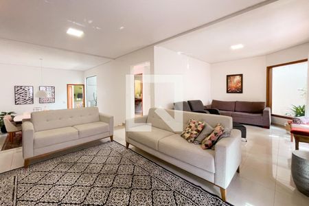 Sala de casa à venda com 3 quartos, 415m² em Nova Petrópolis, São Bernardo do Campo