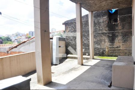 Área de Serviço e Quintal de casa à venda com 2 quartos, 90m² em Vila Mangalot, São Paulo
