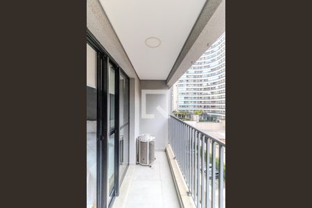 Varanda de kitnet/studio para alugar com 1 quarto, 44m² em Santa Ifigênia, São Paulo
