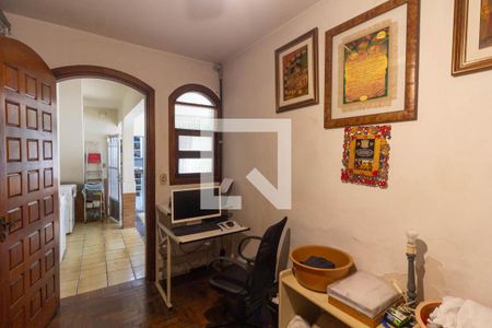 Casa à venda com 4 quartos, 260m² em Indianópolis, São Paulo