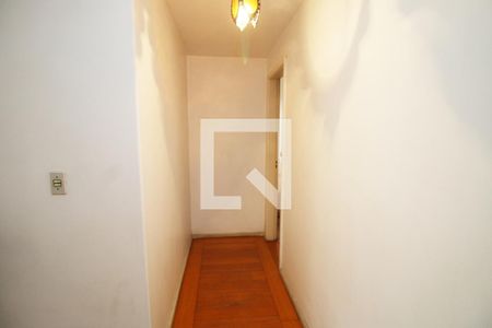 Hall 2º piso de casa à venda com 5 quartos, 270m² em Olaria, Rio de Janeiro