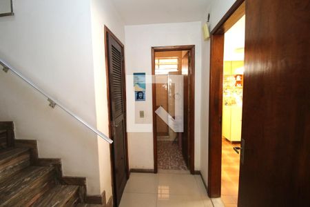 Sala - escada 2ºpiso de casa à venda com 5 quartos, 270m² em Olaria, Rio de Janeiro