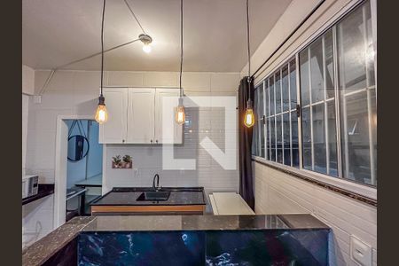 Cozinha de apartamento para alugar com 1 quarto, 48m² em Centro, Rio de Janeiro