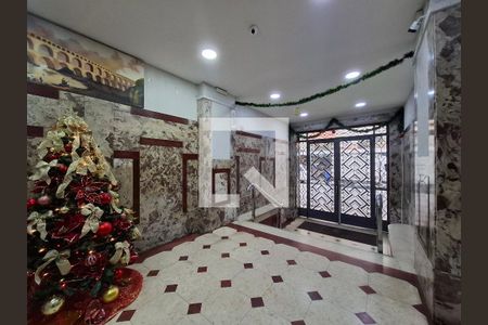 Hall de entrada de apartamento para alugar com 1 quarto, 48m² em Centro, Rio de Janeiro