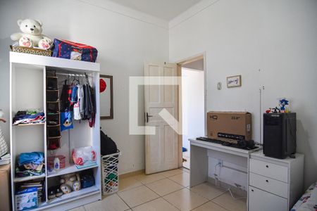 Quarto 2 de casa à venda com 2 quartos, 65m² em Barreto, Niterói