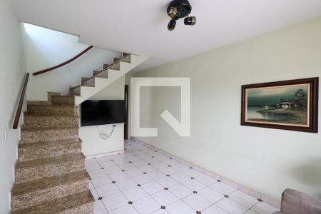 Sala de casa para alugar com 2 quartos, 110m² em Santo Antônio, São Caetano do Sul