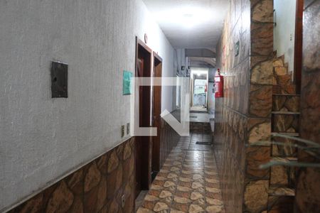 Corredor de apartamento à venda com 2 quartos, 70m² em Califórnia, Belo Horizonte