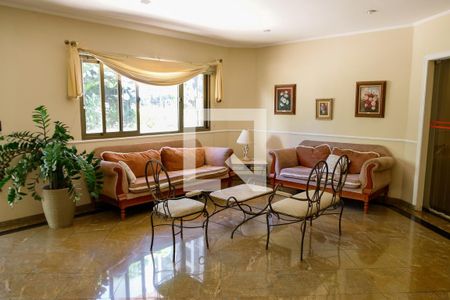 Hall de entrada de apartamento à venda com 4 quartos, 226m² em Centro, Osasco