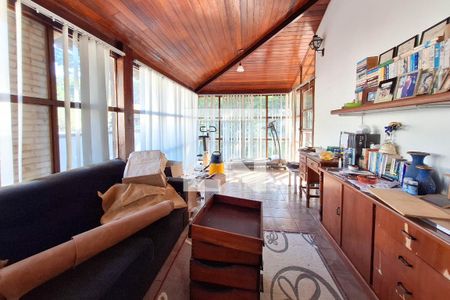 Escritório de casa à venda com 5 quartos, 250m² em Engenho do Mato, Niterói
