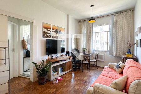 Sala de apartamento à venda com 1 quarto, 50m² em Copacabana, Rio de Janeiro