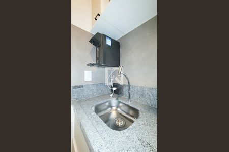 Cozinha de kitnet/studio para alugar com 1 quarto, 17m² em Cidade Universitária, Campinas