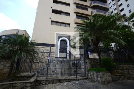 Fachada de apartamento à venda com 3 quartos, 213m² em Vila Mariana, São Paulo