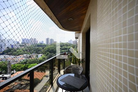 Varanda de apartamento à venda com 3 quartos, 213m² em Vila Mariana, São Paulo
