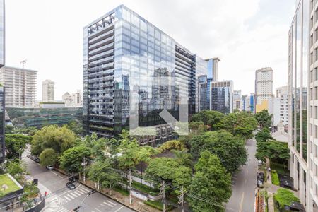 Vista de apartamento para alugar com 3 quartos, 177m² em Itaim Bibi, São Paulo