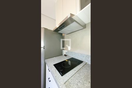 Cozinha de kitnet/studio para alugar com 1 quarto, 17m² em Cidade Universitária, Campinas