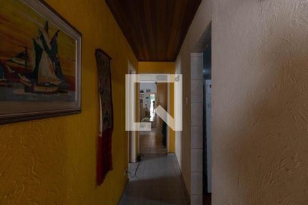 Corredor dos Quartos de casa à venda com 2 quartos, 80m² em Vila Constança, São Paulo