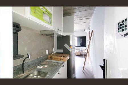 Cozinha de kitnet/studio para alugar com 1 quarto, 17m² em Cidade Universitária, Campinas