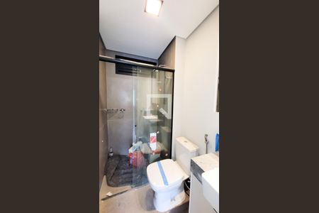 Banheiro Social de kitnet/studio para alugar com 1 quarto, 17m² em Cidade Universitária, Campinas