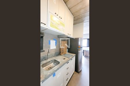 Cozinha de kitnet/studio para alugar com 1 quarto, 17m² em Cidade Universitária, Campinas