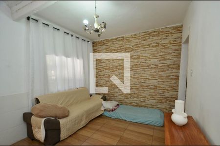 Sala ( casa 2) de casa à venda com 2 quartos, 400m² em Horto, Belo Horizonte