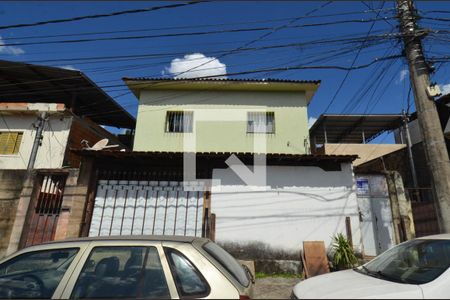 Fachada de casa à venda com 2 quartos, 400m² em Horto, Belo Horizonte