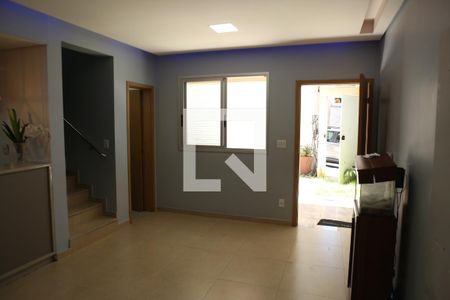 Sala de casa à venda com 3 quartos, 162m² em Milionários, Belo Horizonte