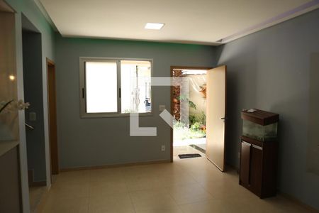 Sala de casa à venda com 3 quartos, 162m² em Milionários, Belo Horizonte