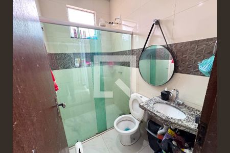 Banheiro Social de casa à venda com 2 quartos, 80m² em Jardim Industrial, Contagem