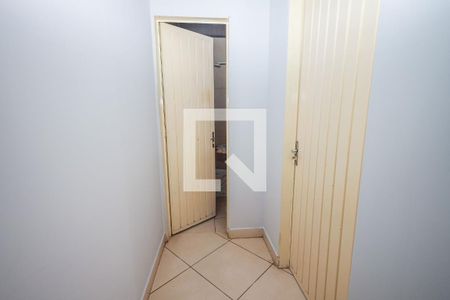 Corredor de casa para alugar com 2 quartos, 90m² em Vila Brasília, Aparecida de Goiânia