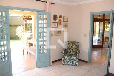 Sala de TV de casa para alugar com 4 quartos, 382m² em Campestre, Santo André