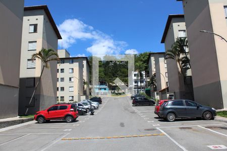 Fachada de apartamento para alugar com 2 quartos, 49m² em Jardim Santa Izabel, Cotia