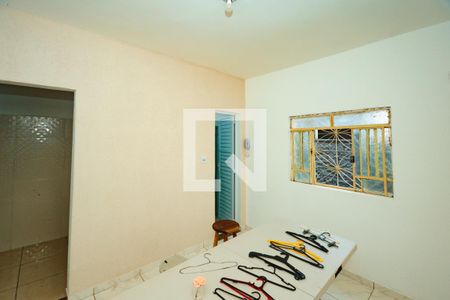 Casa para alugar com 2 quartos, 80m² em Guarani, Belo Horizonte