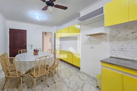 Cozinha de apartamento para alugar com 3 quartos, 142m² em Barra Funda, Guarujá