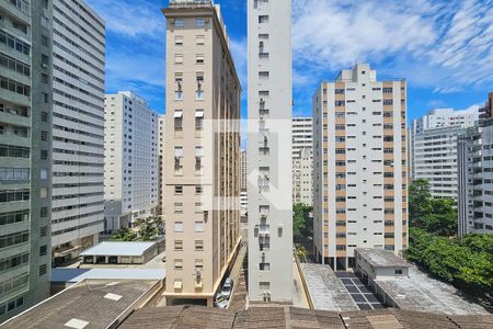Vista de apartamento para alugar com 3 quartos, 142m² em Barra Funda, Guarujá