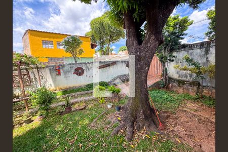 Área comum de casa à venda com 2 quartos, 220m² em Betânia, Belo Horizonte