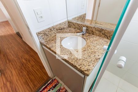 Banheiro de apartamento para alugar com 2 quartos, 45m² em Jardim Utinga, Santo André