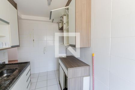 Cozinha de apartamento para alugar com 2 quartos, 45m² em Jardim Utinga, Santo André