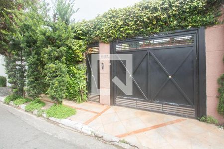 Fachada de casa à venda com 2 quartos, 285m² em Brooklin, São Paulo