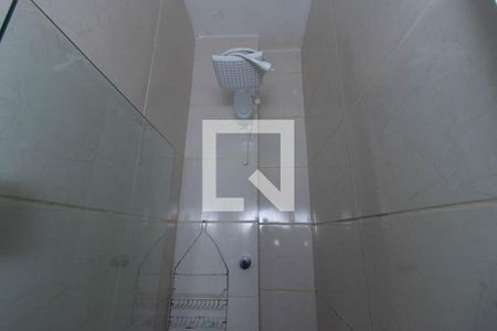 Banheiro de kitnet/studio para alugar com 1 quarto, 20m² em Parada Inglesa, São Paulo