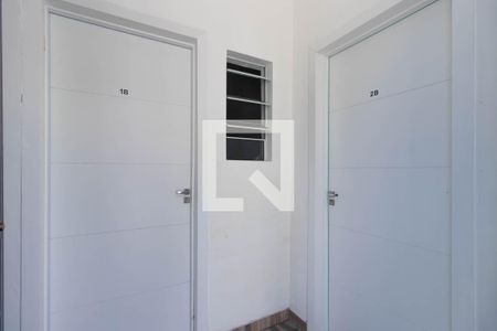 Entrada de kitnet/studio para alugar com 1 quarto, 20m² em Parada Inglesa, São Paulo